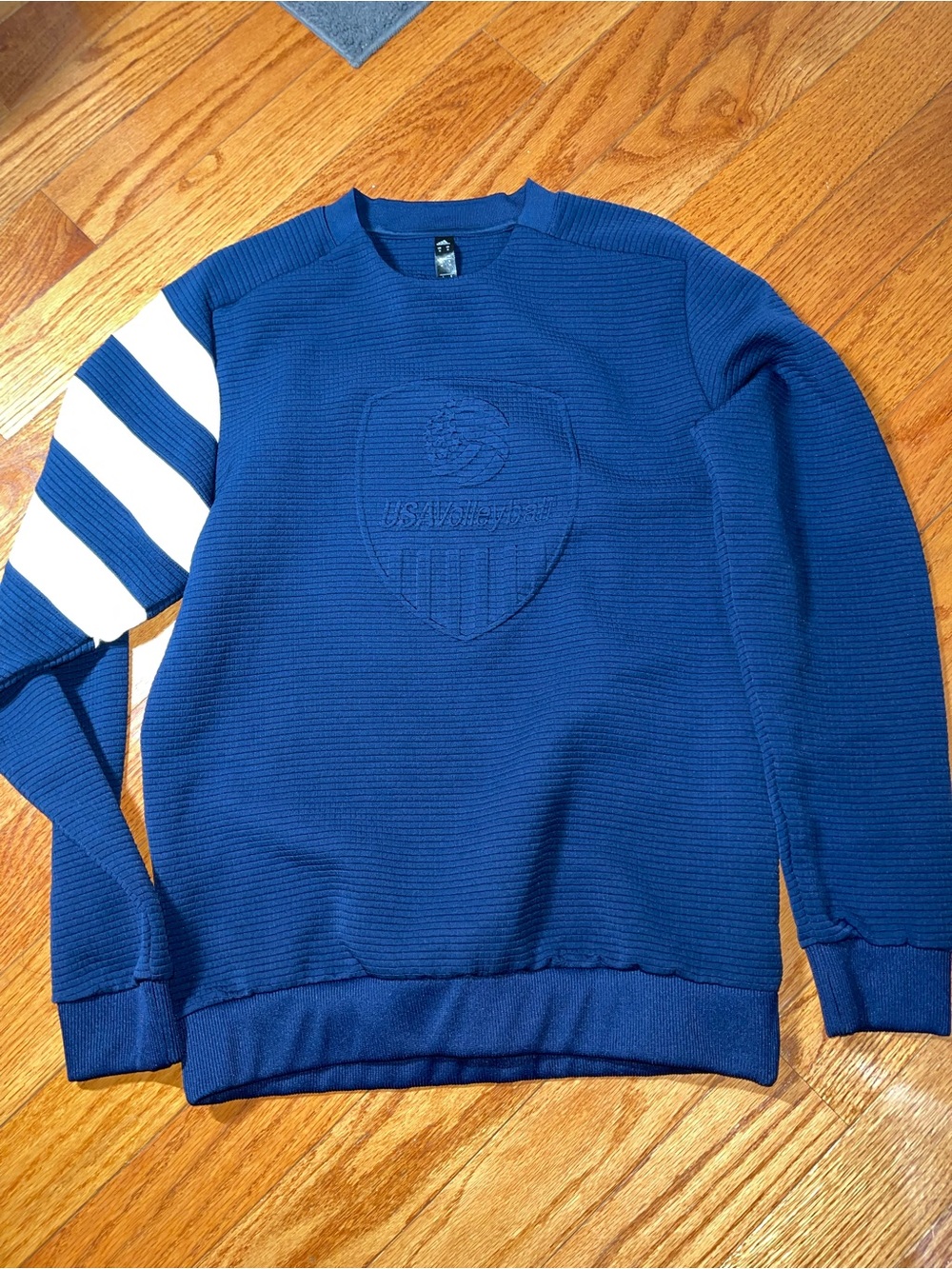 adidas Navy Crewneck Sweater w/ White Sleeve Stripes USA volleyball size M mens